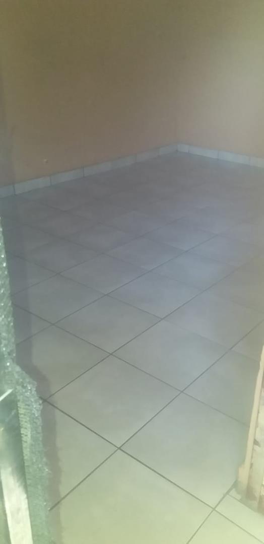 2 Bedroom Property for Sale in Kaalfontein Gauteng