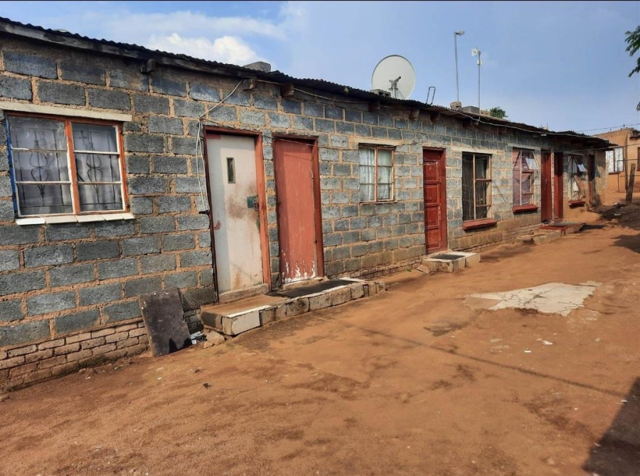 5 Bedroom Property for Sale in Ivory Park Gauteng