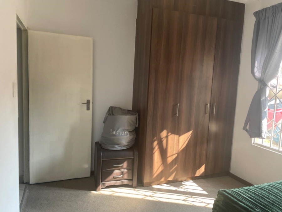 2 Bedroom Property for Sale in Noordwyk Gauteng