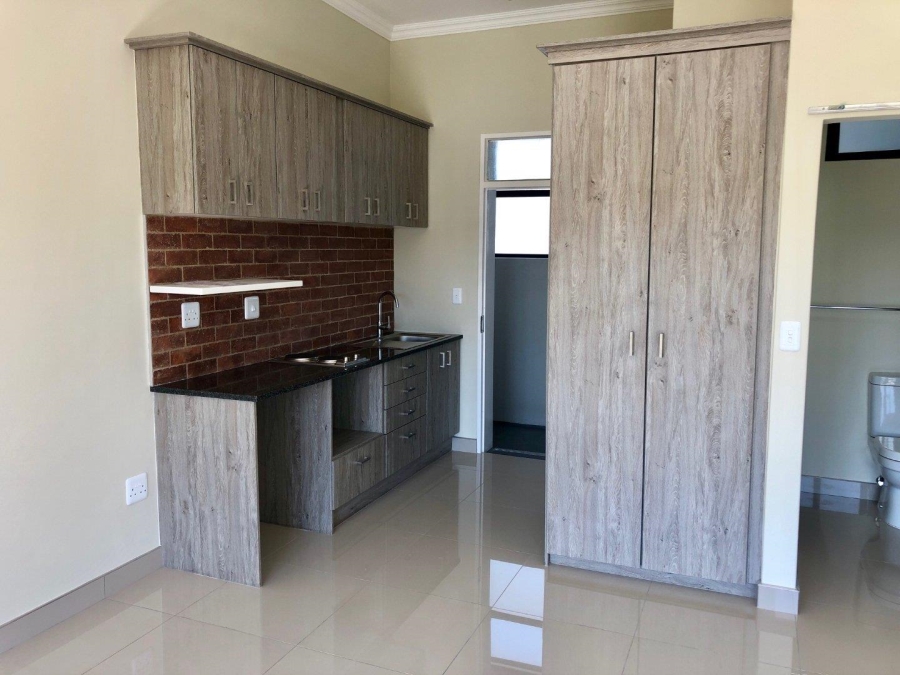 1 Bedroom Property for Sale in Zwartkop Golf Estate Gauteng