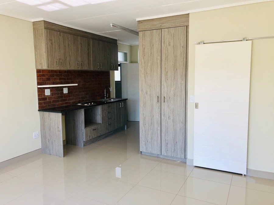 1 Bedroom Property for Sale in Zwartkop Golf Estate Gauteng