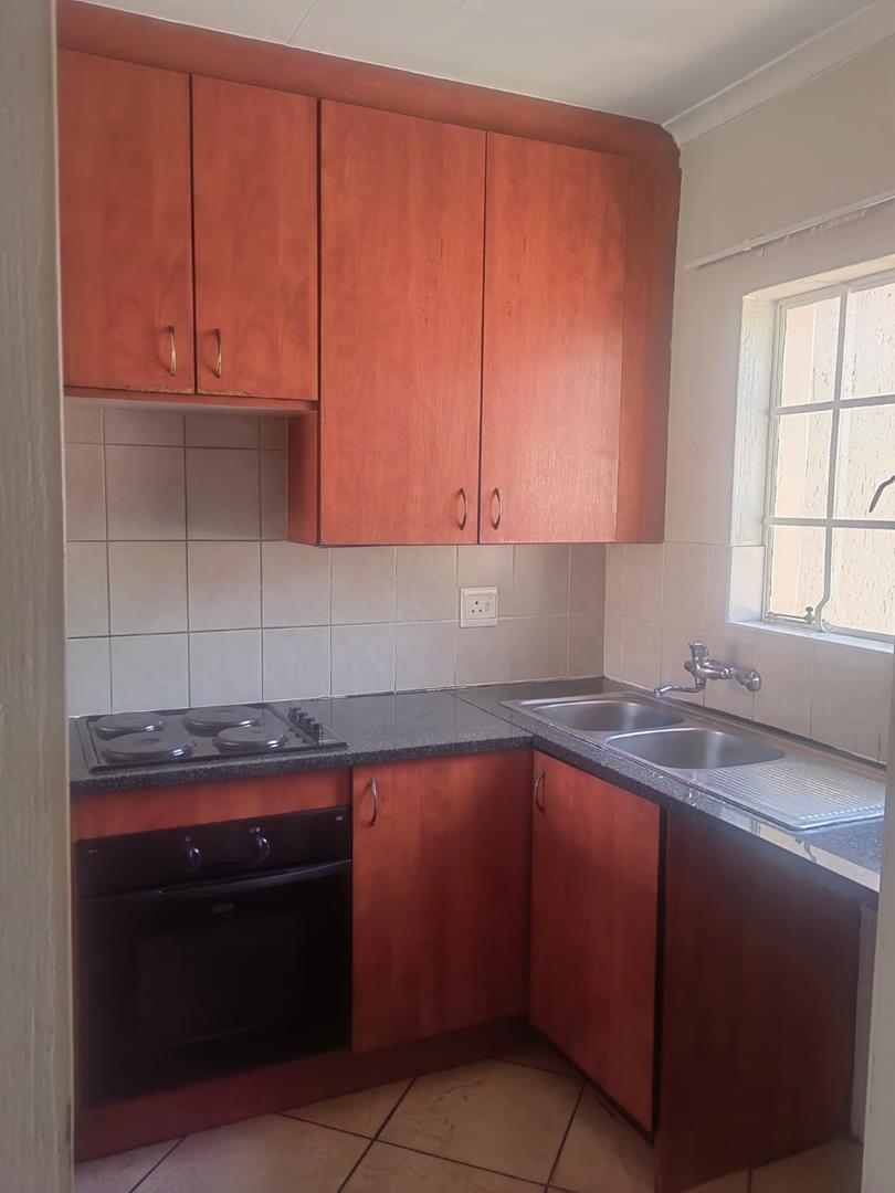 2 Bedroom Property for Sale in Wilgeheuwel Gauteng