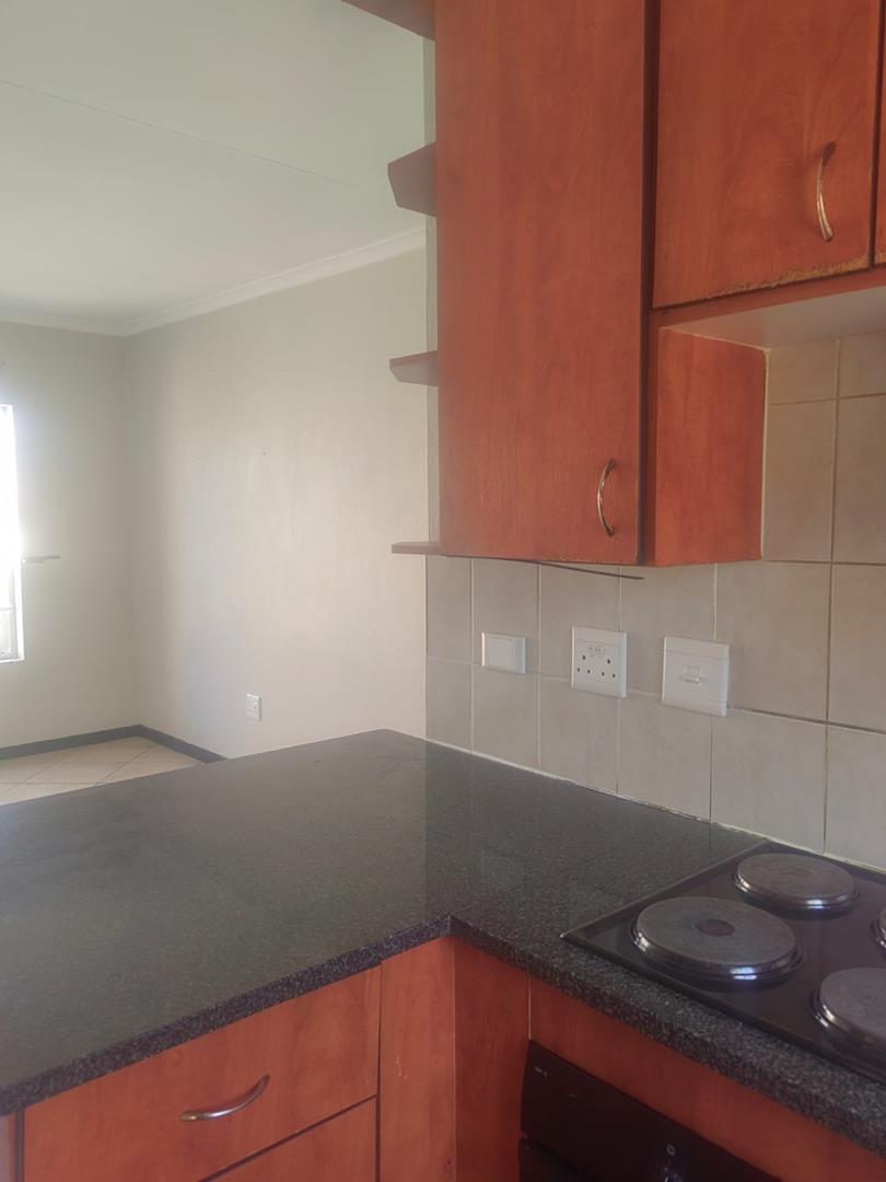 2 Bedroom Property for Sale in Wilgeheuwel Gauteng