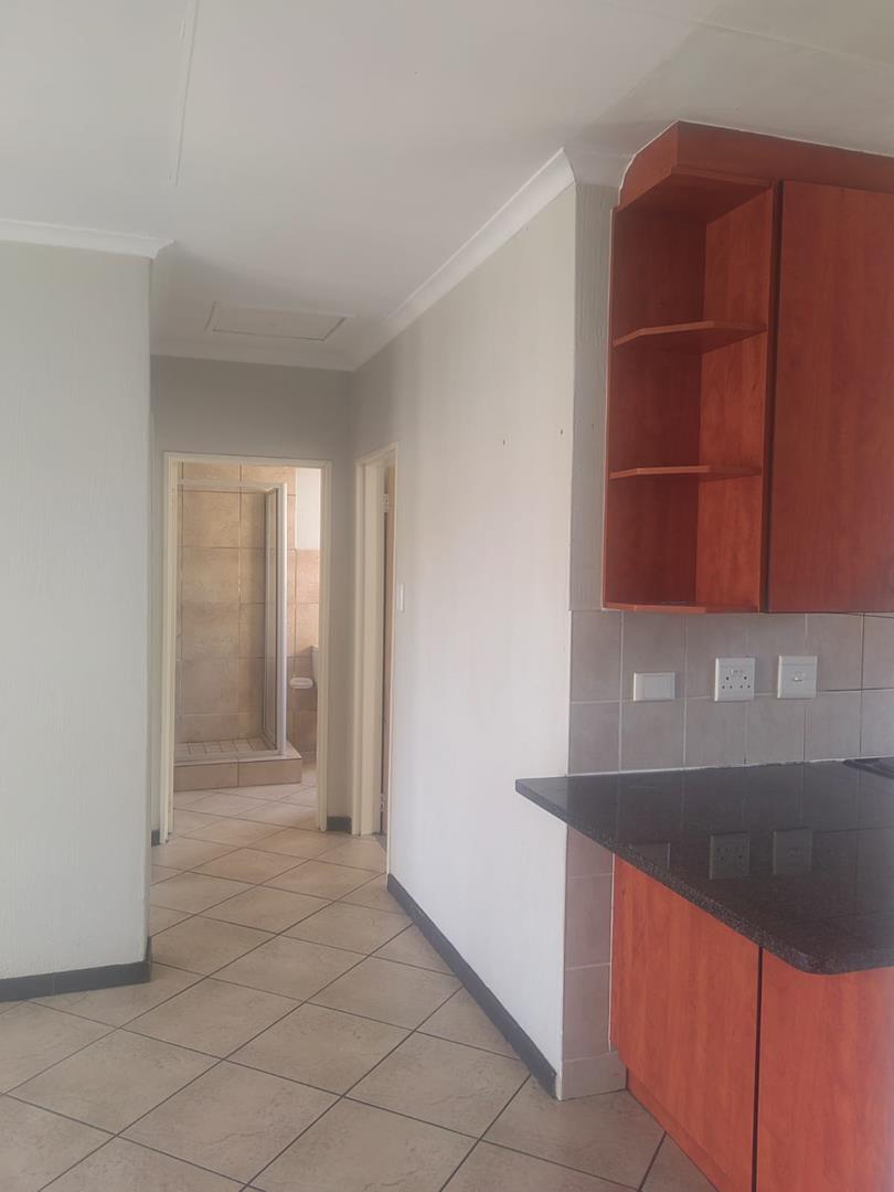 2 Bedroom Property for Sale in Wilgeheuwel Gauteng