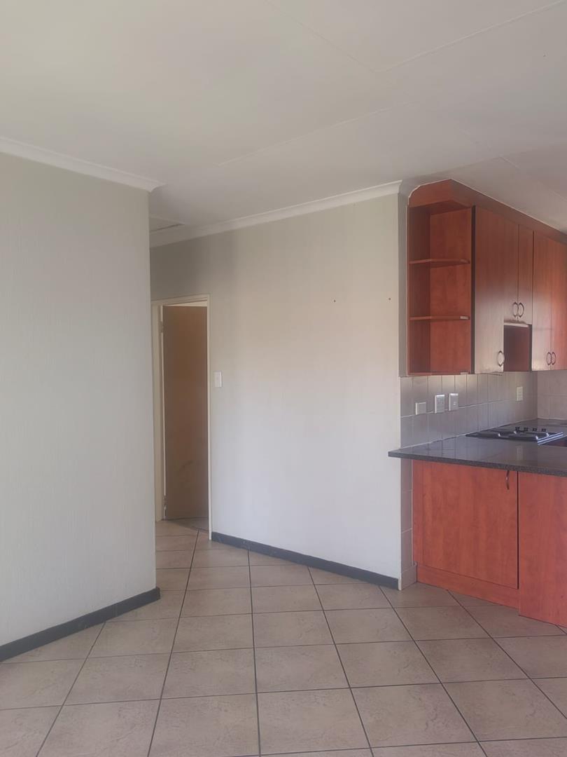 2 Bedroom Property for Sale in Wilgeheuwel Gauteng