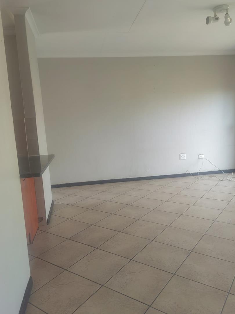 2 Bedroom Property for Sale in Wilgeheuwel Gauteng