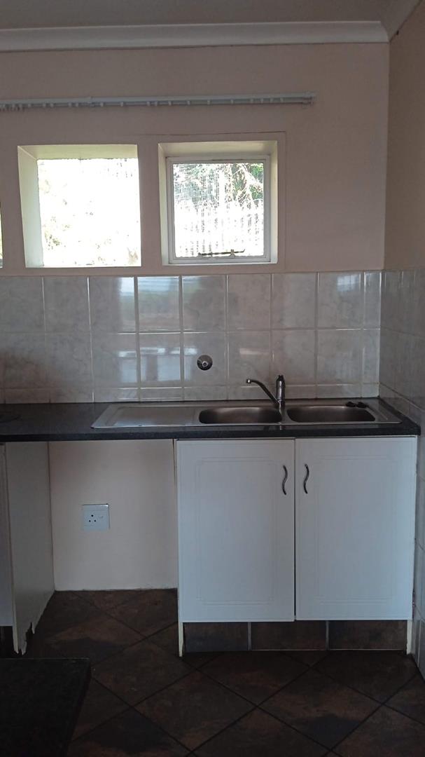 2 Bedroom Property for Sale in Windsor East Gauteng