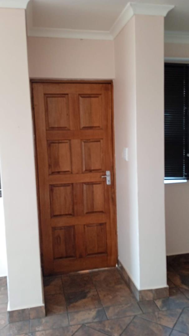 2 Bedroom Property for Sale in Windsor East Gauteng