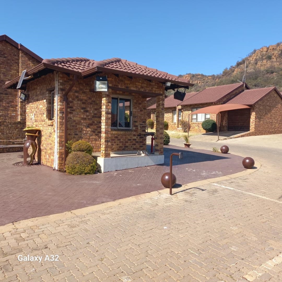 3 Bedroom Property for Sale in Meredale Gauteng