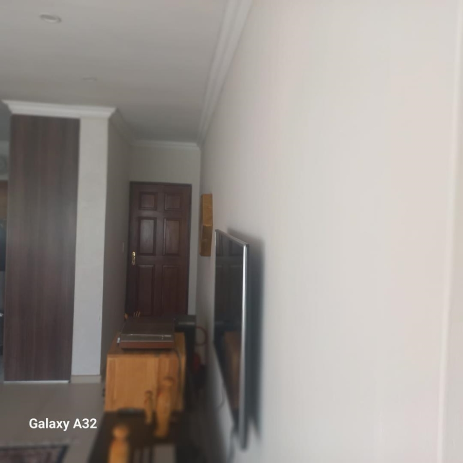 3 Bedroom Property for Sale in Meredale Gauteng