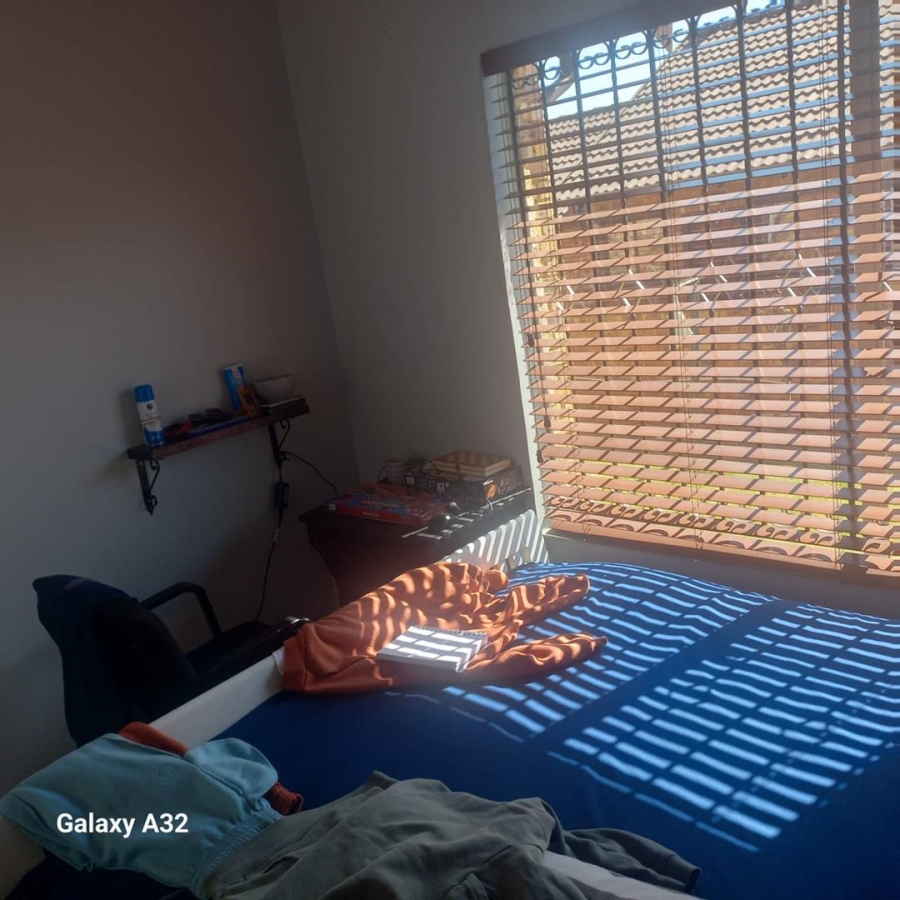 3 Bedroom Property for Sale in Meredale Gauteng