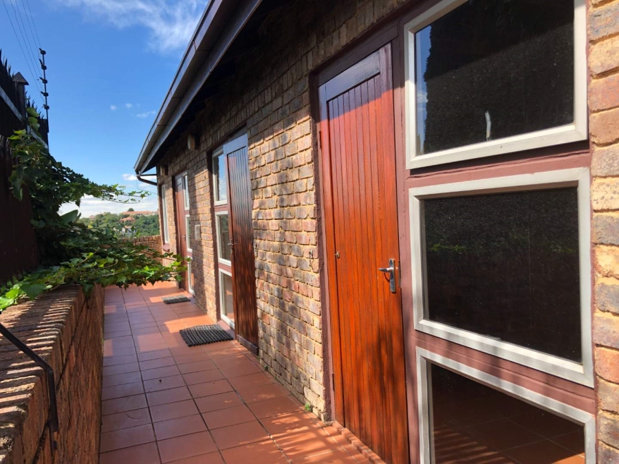 To Let 4 Bedroom Property for Rent in Waterkloof Ridge Gauteng