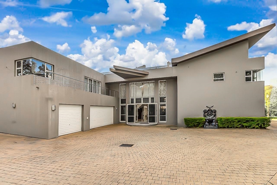 6 Bedroom Property for Sale in Sandhurst Gauteng