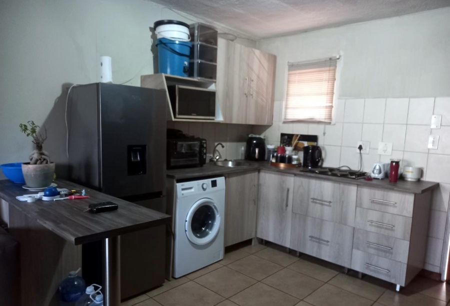 1 Bedroom Property for Sale in Riviera Gauteng