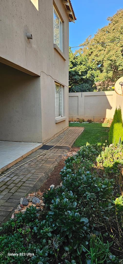 2 Bedroom Property for Sale in Fairland Gauteng