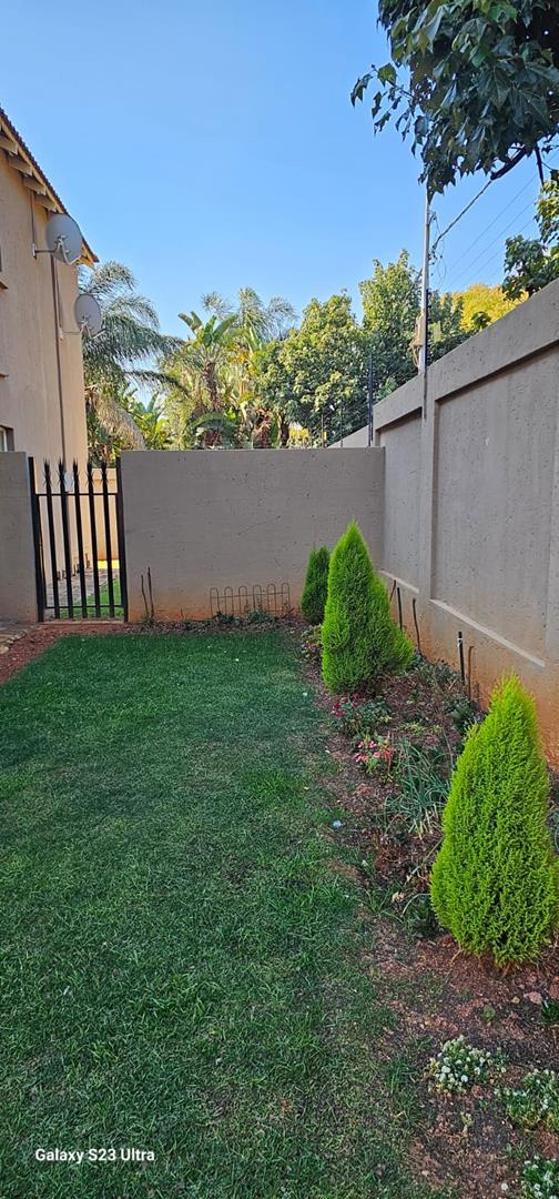 2 Bedroom Property for Sale in Fairland Gauteng