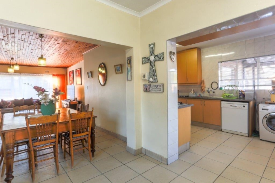 4 Bedroom Property for Sale in Randhart Gauteng