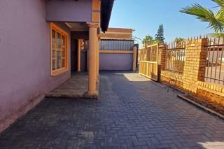 3 Bedroom Property for Sale in Mabopane Gauteng