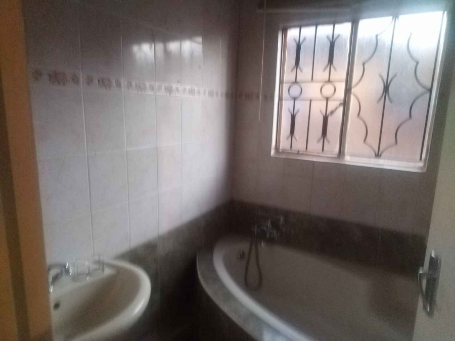 3 Bedroom Property for Sale in Mabopane Gauteng