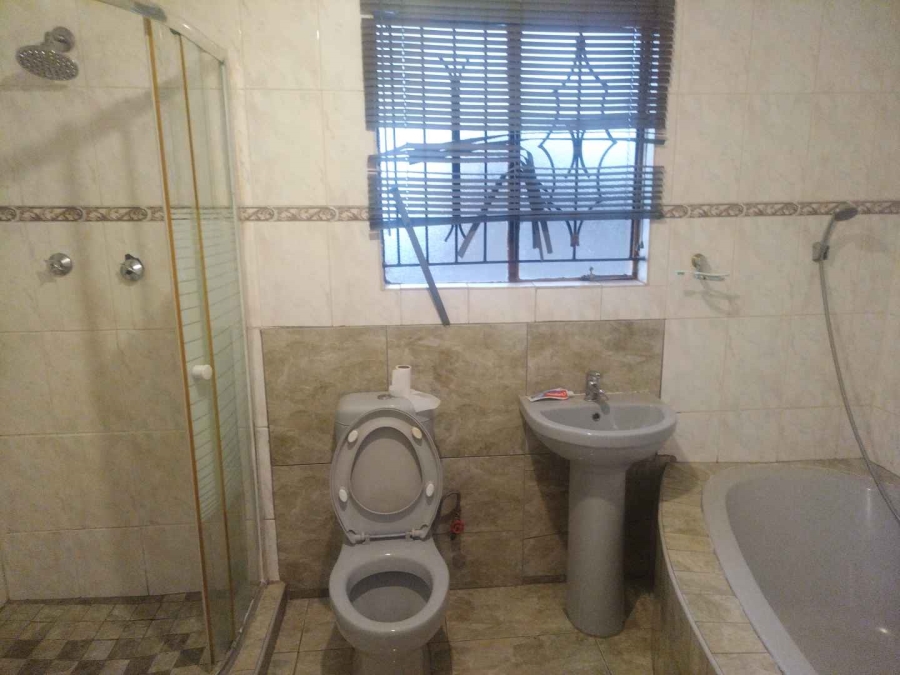 3 Bedroom Property for Sale in Mabopane Gauteng