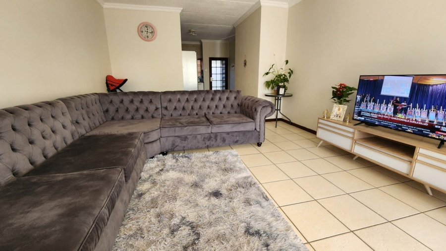 2 Bedroom Property for Sale in Heatherview Gauteng