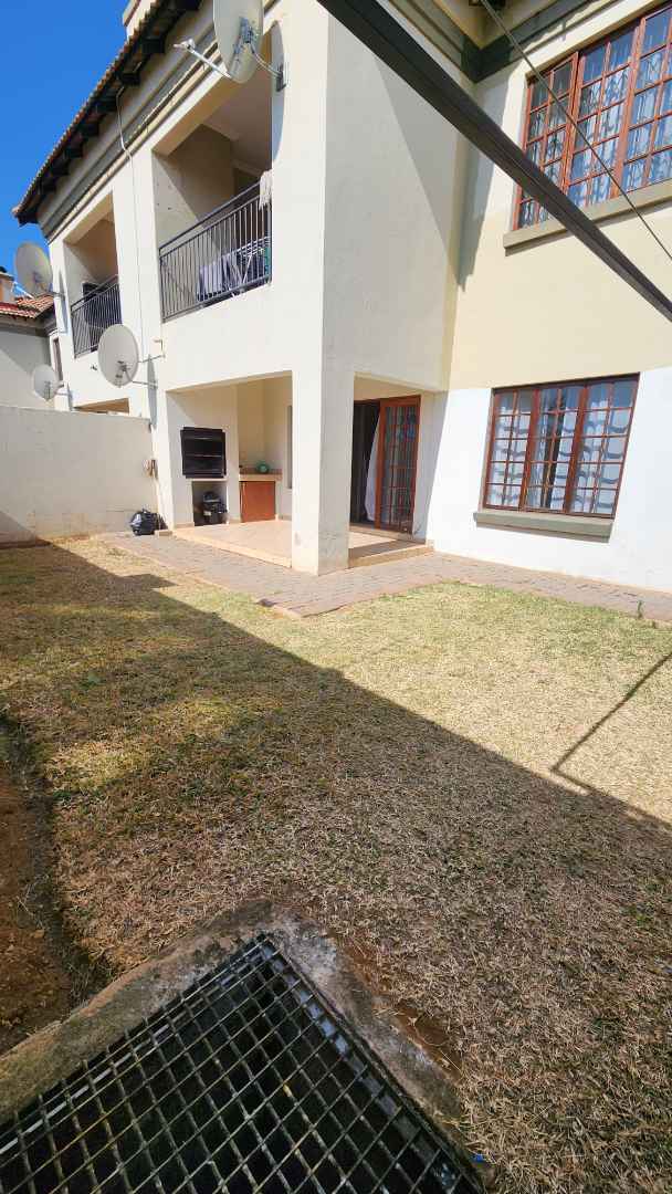 2 Bedroom Property for Sale in Heatherview Gauteng