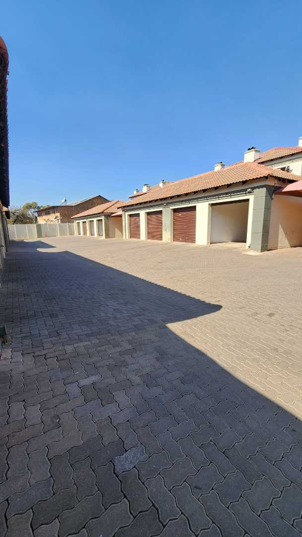 2 Bedroom Property for Sale in Heatherview Gauteng