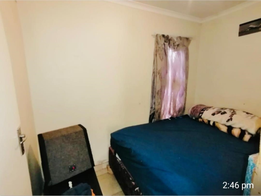 6 Bedroom Property for Sale in Lehae Gauteng