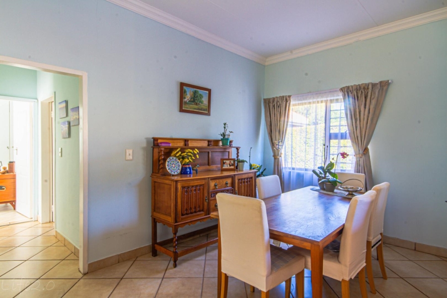 2 Bedroom Property for Sale in The Retreat Gauteng