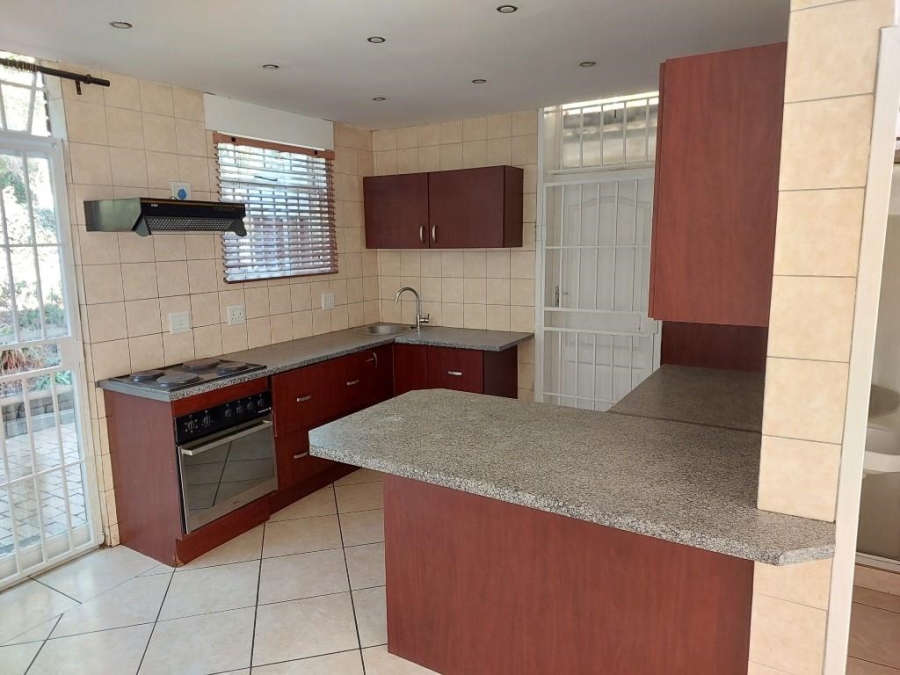 2 Bedroom Property for Sale in Bramley Gauteng