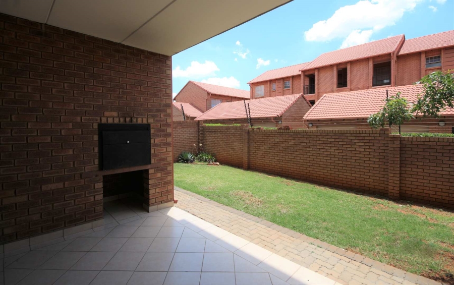 To Let 2 Bedroom Property for Rent in Hazeldean Gauteng