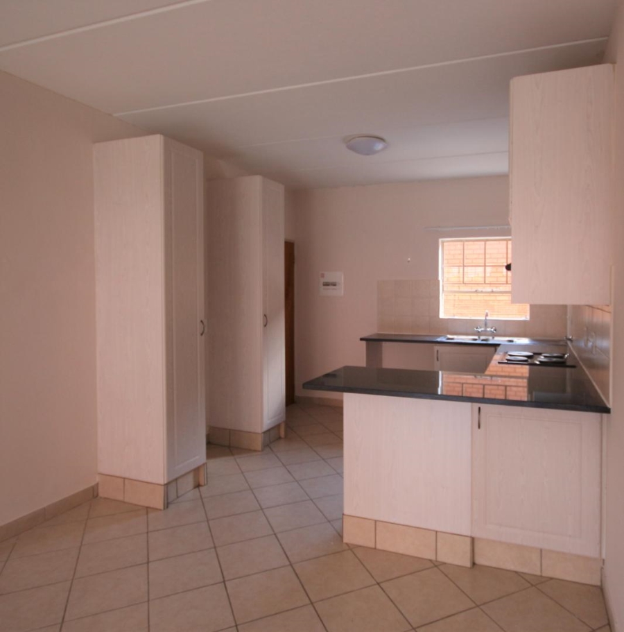 To Let 2 Bedroom Property for Rent in Hazeldean Gauteng