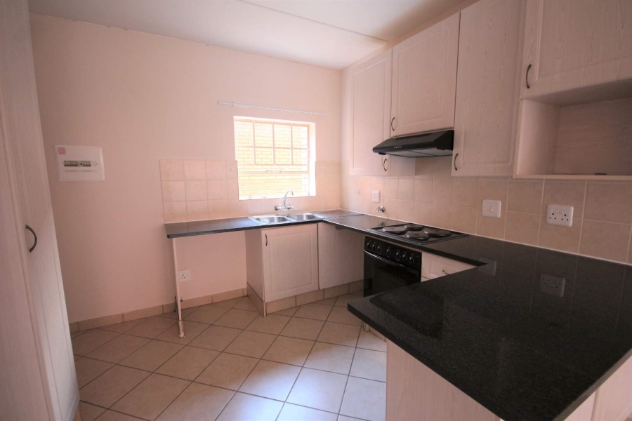 To Let 2 Bedroom Property for Rent in Hazeldean Gauteng