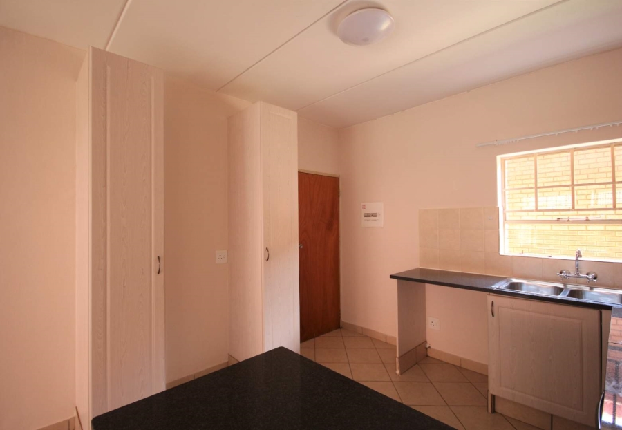 To Let 2 Bedroom Property for Rent in Hazeldean Gauteng