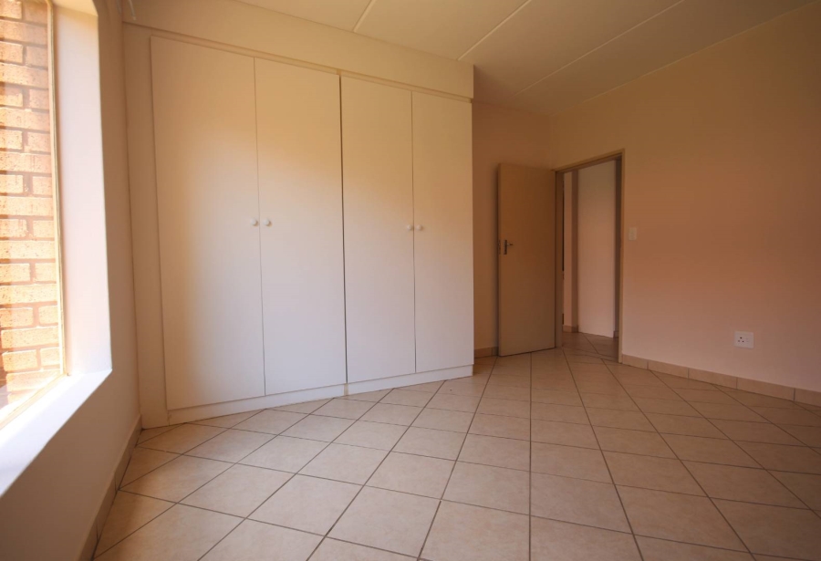 To Let 2 Bedroom Property for Rent in Hazeldean Gauteng