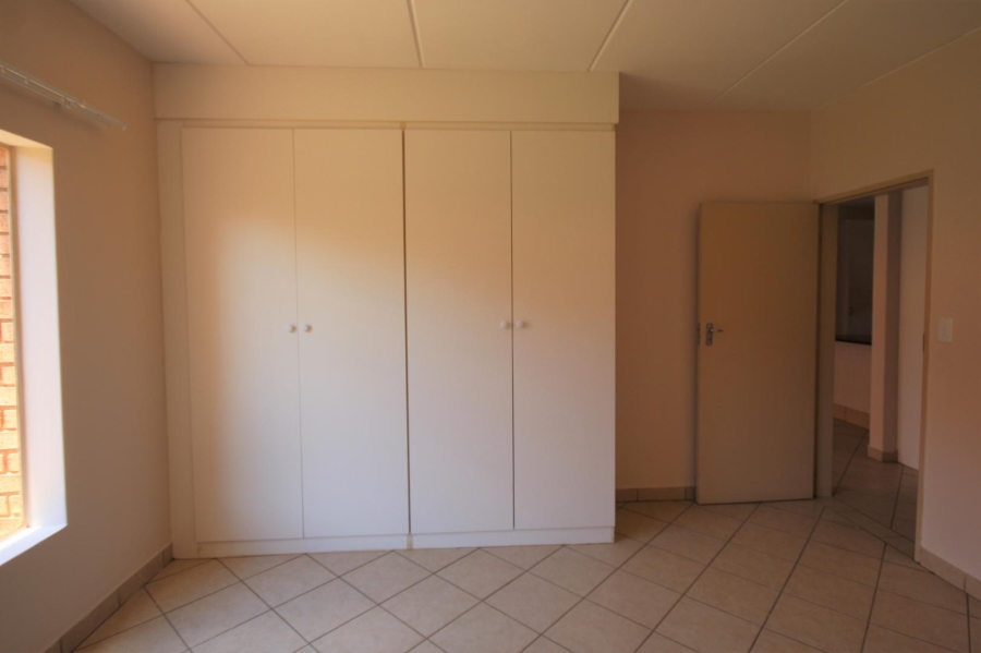 To Let 2 Bedroom Property for Rent in Hazeldean Gauteng