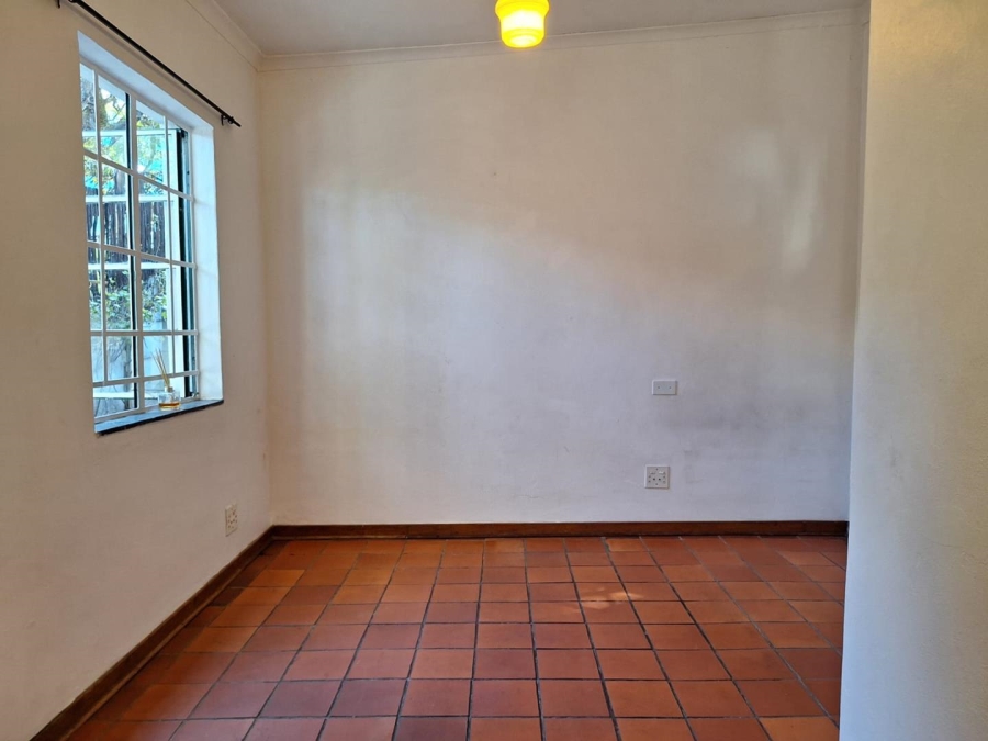 To Let 2 Bedroom Property for Rent in Melville Gauteng