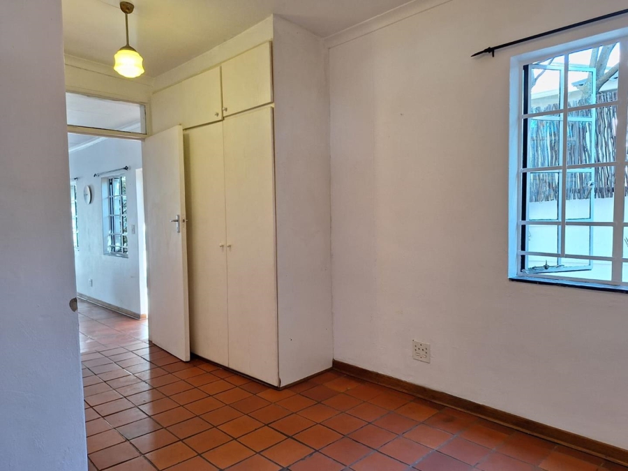 To Let 2 Bedroom Property for Rent in Melville Gauteng