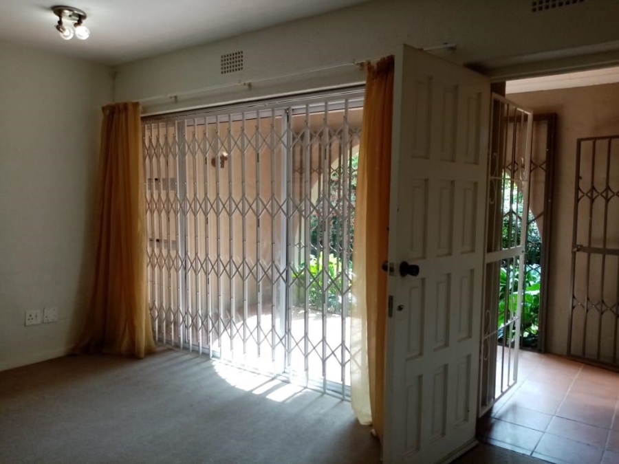 To Let 1 Bedroom Property for Rent in Northcliff Gauteng