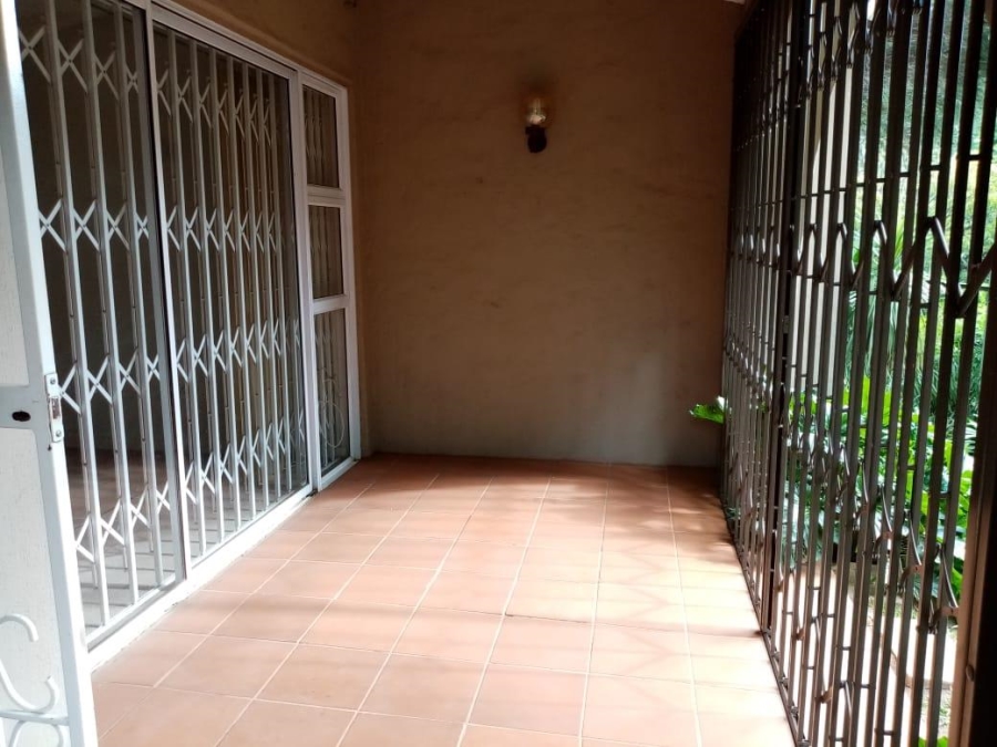 To Let 1 Bedroom Property for Rent in Northcliff Gauteng