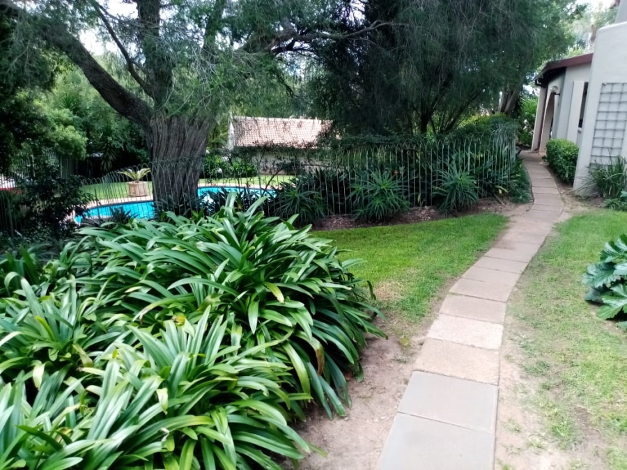 To Let 1 Bedroom Property for Rent in Northcliff Gauteng