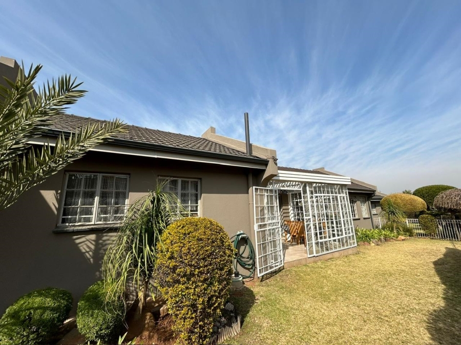 3 Bedroom Property for Sale in Brentwood Park Gauteng