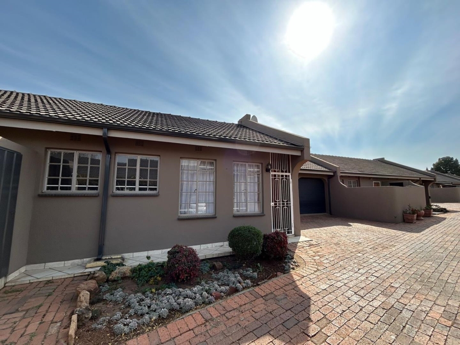 3 Bedroom Property for Sale in Brentwood Park Gauteng