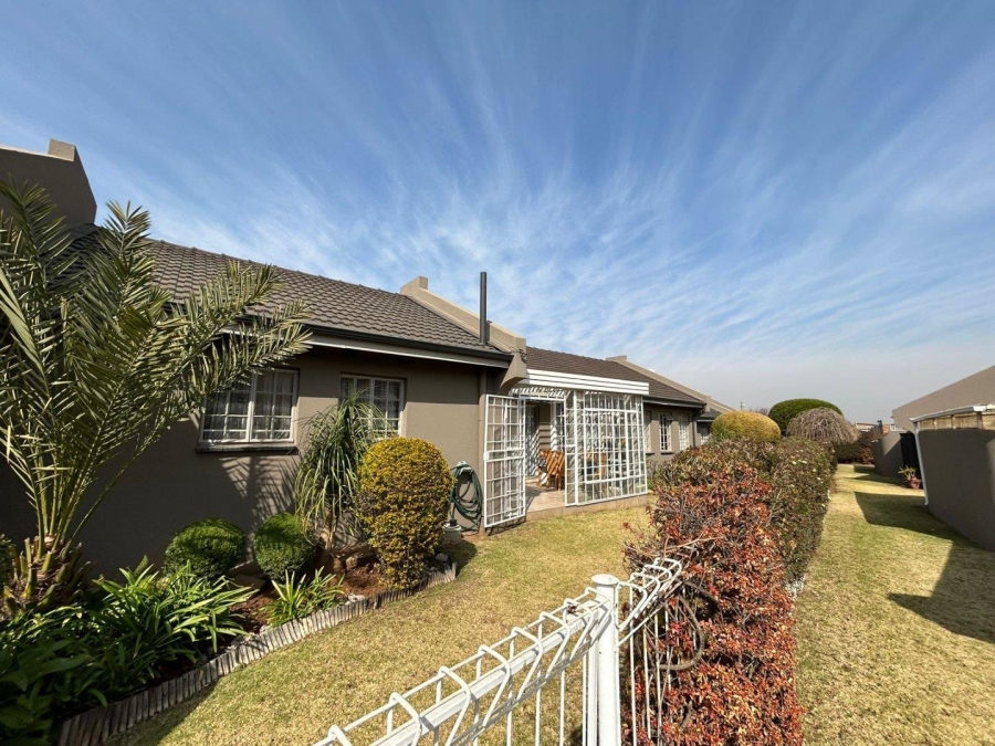 3 Bedroom Property for Sale in Brentwood Park Gauteng