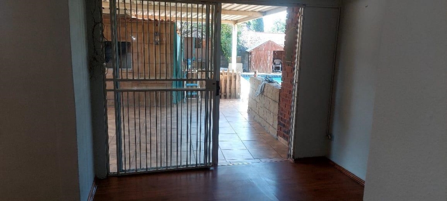 3 Bedroom Property for Sale in The Reeds Gauteng