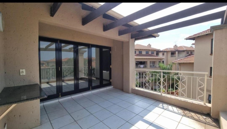 2 Bedroom Property for Sale in Sunninghill Gauteng