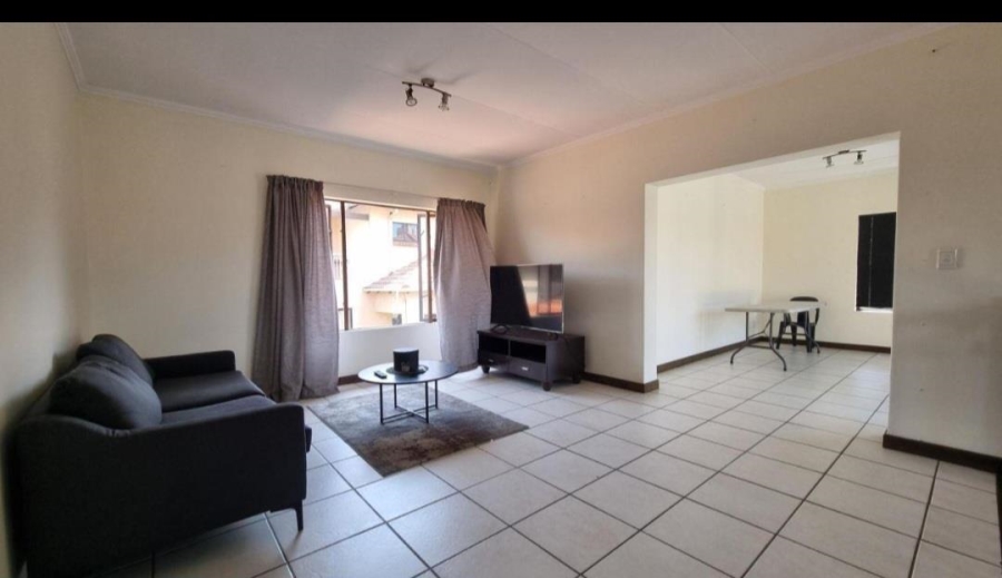 2 Bedroom Property for Sale in Sunninghill Gauteng