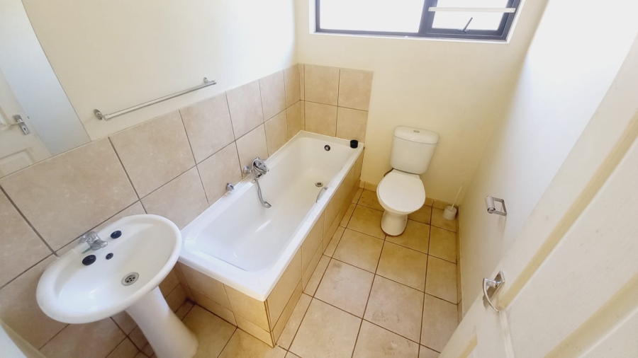 2 Bedroom Property for Sale in Angelo Gauteng