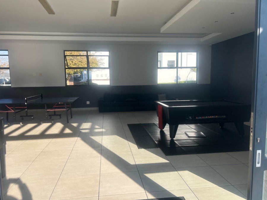 To Let 3 Bedroom Property for Rent in Greenstone Hill Gauteng