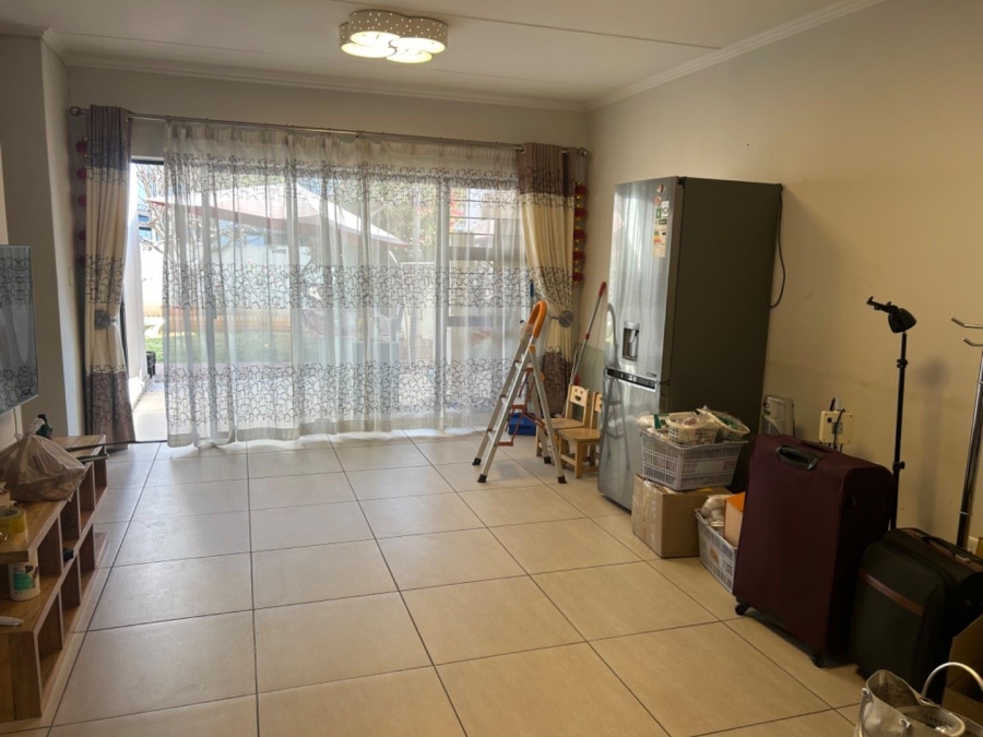 To Let 3 Bedroom Property for Rent in Greenstone Hill Gauteng